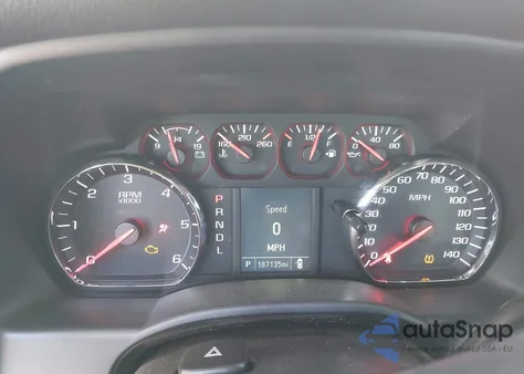 2018 Chevrolet Silverado 1500 Custom z USA, uszkodzony, nr VIN 1GCRCPEH4JZ264843